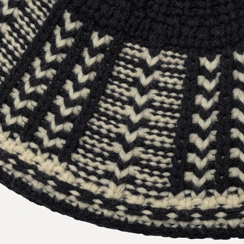 JACQUARD KNIT BEANIE