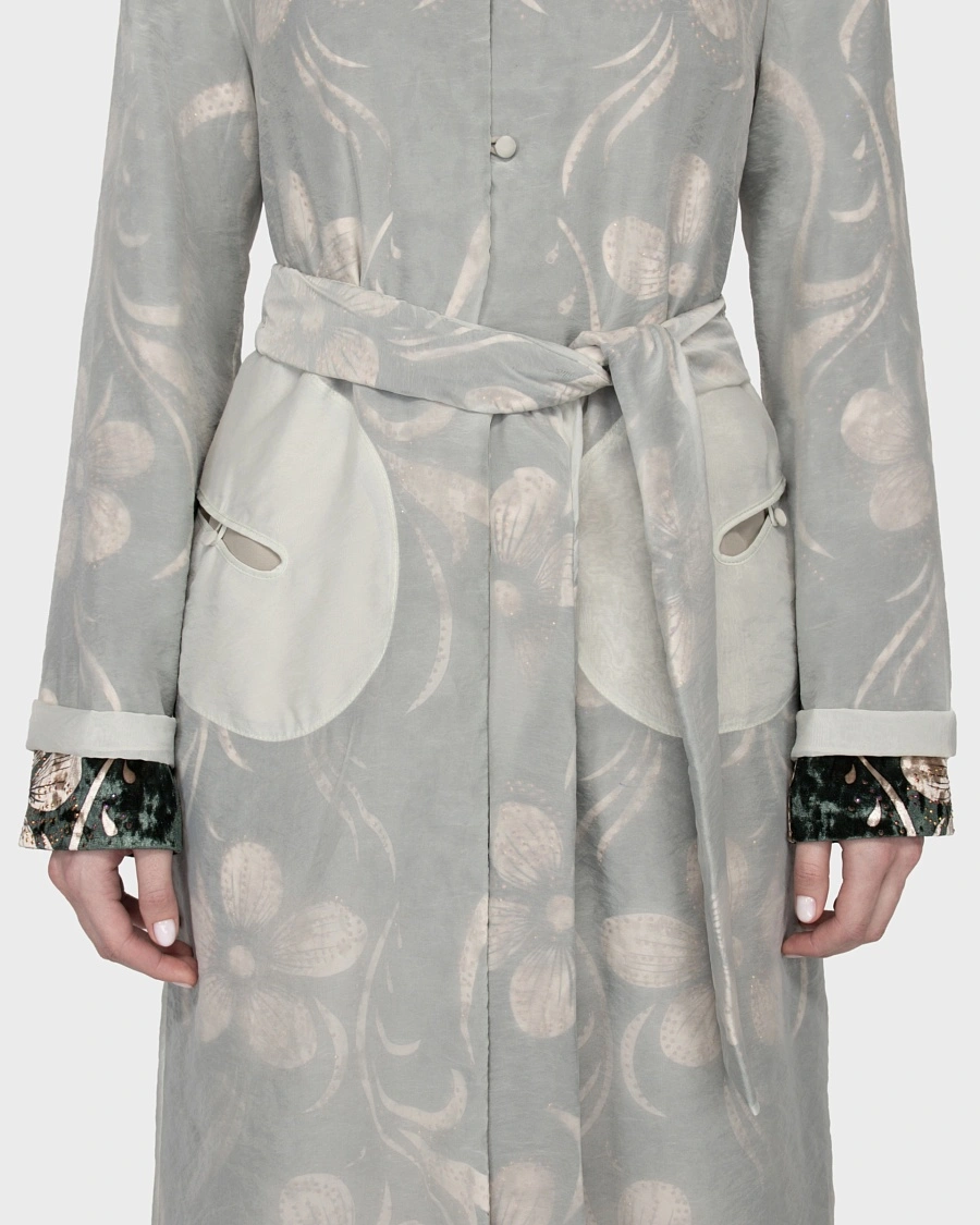 ELEGANT DOUBLE LAYERED COAT