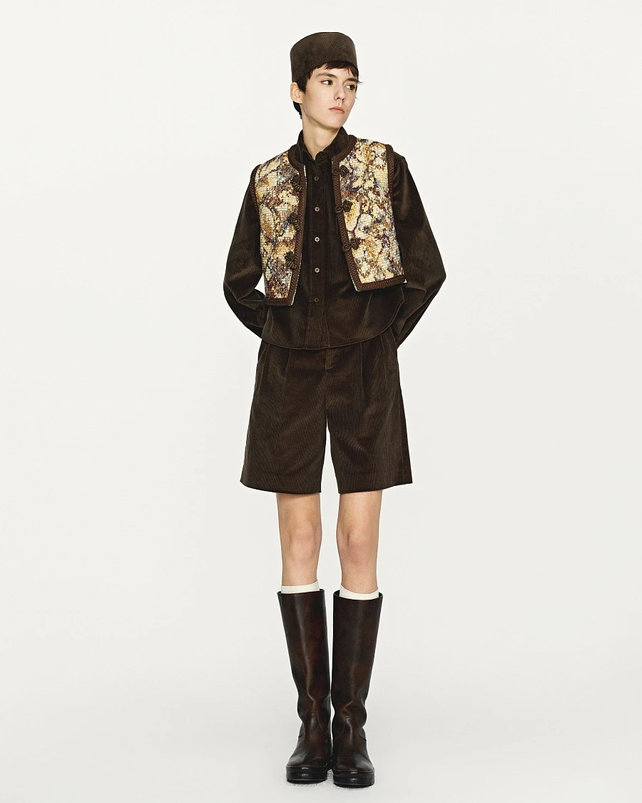 Dark green corduroy Bermuda shorts