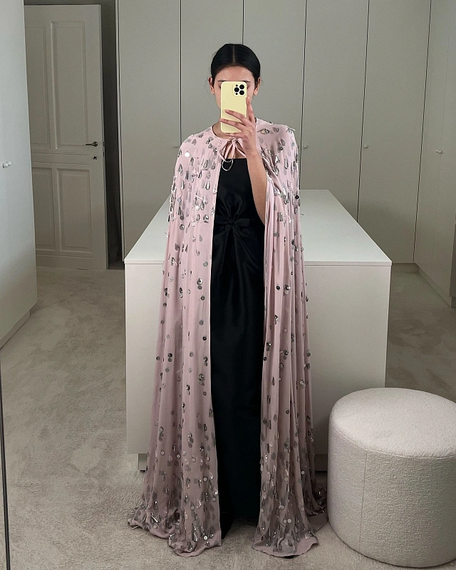 CAPE CLEO EMBROIDERED